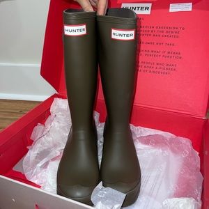 Green hunter welly boots